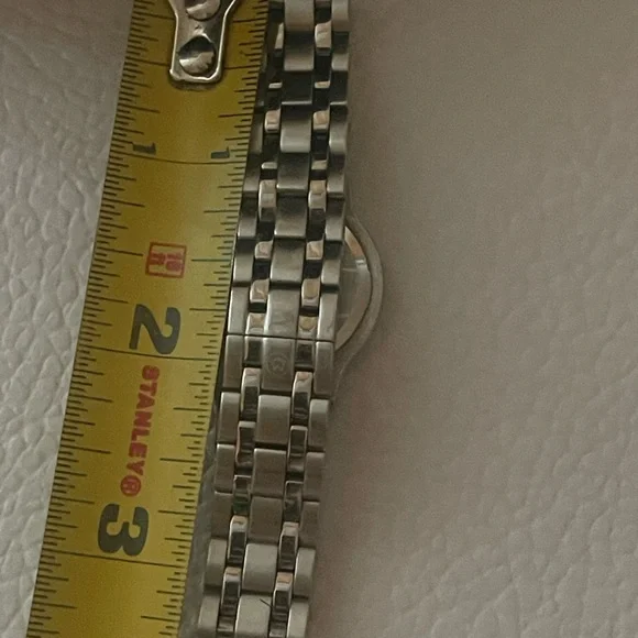 Movado Silver Bracelet Watch with diamonds White Mother-of-Pearl Dial - Picture 12 of 13